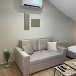 Magdalene's Premium Appartement Ofrínion
