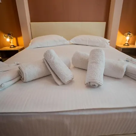 Magdalene's Premium Apartament *