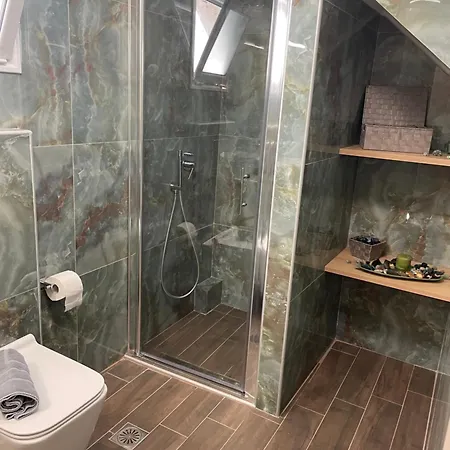 Apartament Magdalene's Premium Ofrínion