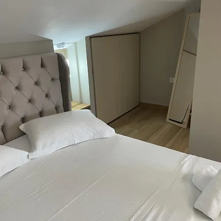 Magdalene's Premium Apartament *